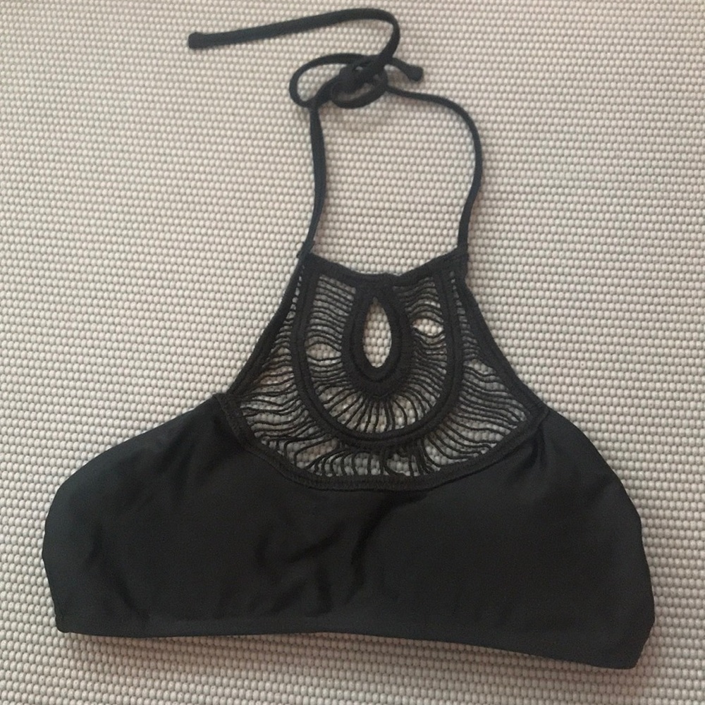 NWOT LA. hearts / pacsun  scrappy black bikini top